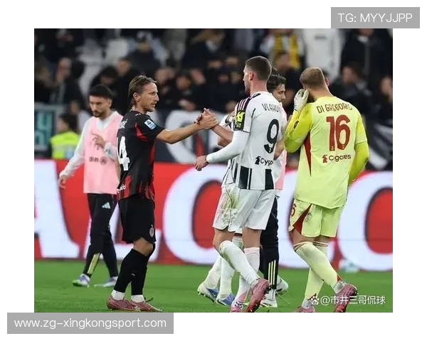 尤文门将扑出点球挽救一场平局